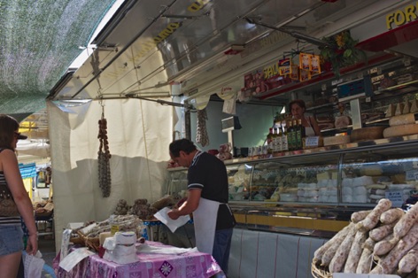 Lombardia - Luino, il mercato Lombardia - Luino, il mercato